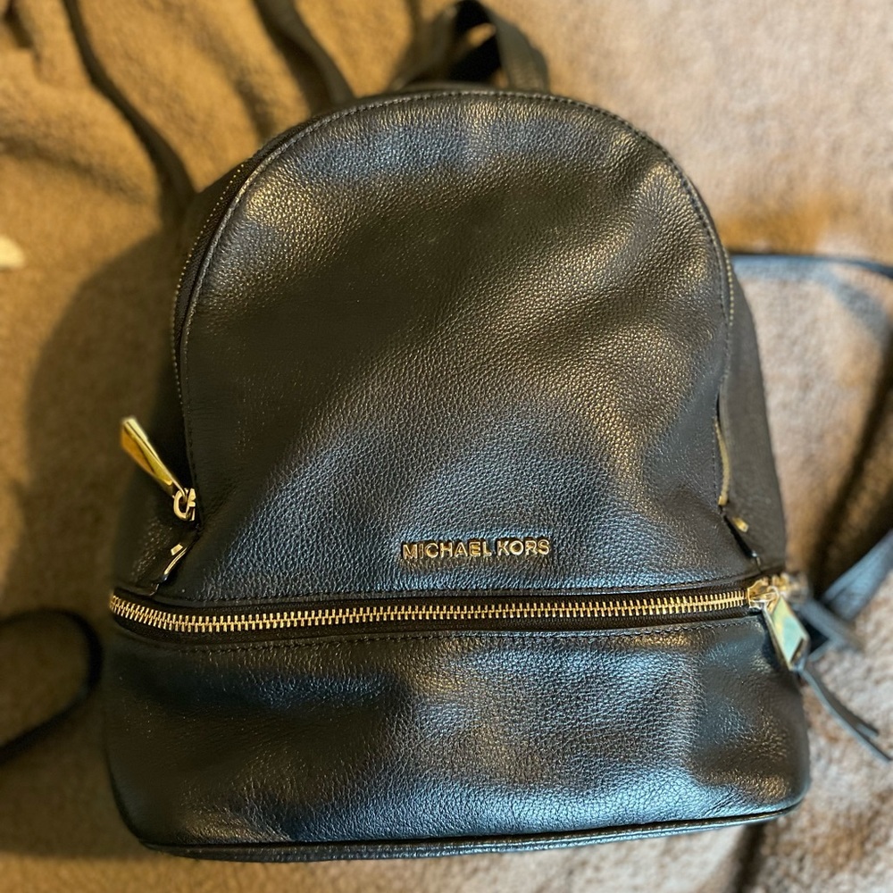 Michael Kors Rhea Medium Backpack